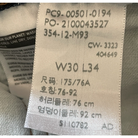 Levis 501 Jeans Mens 30x33 Straight Leg Dark Blue Denim Button Fly - Picture 9 of 13